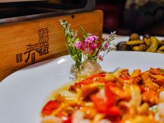 -蔼若春.传承三十年云南菜(金碧公园店)