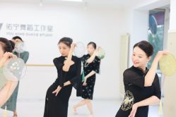 -佑宁舞蹈工作室