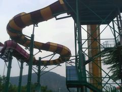 -汤山欢乐水世界