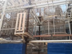 -PIPIKINGDOM皮皮王国欢乐号(欢乐海岸购物中心店)