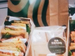 -星巴克(深圳龙华人民北店)