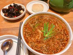 -云海肴·汽锅鸡·云南菜(天津国金汇店)