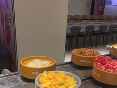 -龍歌自助小火锅(芝罘万达店)
