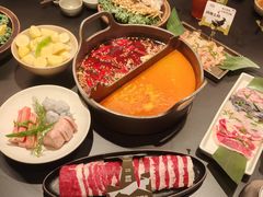 -三出山火锅(南京万象天地店)