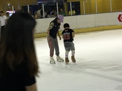 -冠军冰场CHAMPION RINK(百联又一城店)