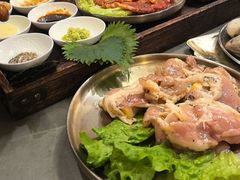 -围炉肉舍•炭烤活鳗•丹东海鲜烤肉(步行街店)