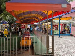 -顺德大良半月城游乐场