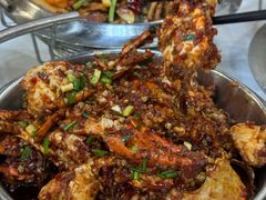 -凤凰路何眼镜香辣蟹(花果园店)