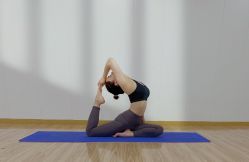 -亚太瑜伽普拉提学院