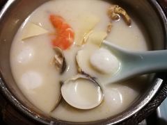 江南水乡一桶鲜-南京大牌档(香港广场店)
