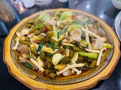 -老来福·非遗酸汤兔(凯旋路店)