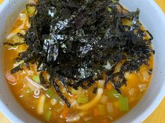 海鲜紫菜拌饭-屋里家延边朝鲜族冷面(南园店)