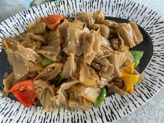-天天向上素食餐厅(五台山店)