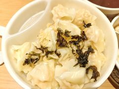 鱼籽虾肉小馄饨-鑫震源·苏式大虾生煎(山塘街店)