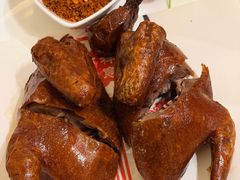 19天妙龄脆皮乳鸽-千百味红餐厅·非遗江西菜(绿地双子塔总店)