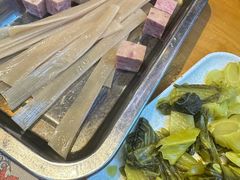 -小饕荟雅安贡椒鱼鲜馆(广福桥店)