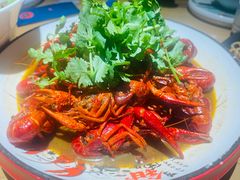 -鲁小三·地标小龙虾·安徽土菜·黄焖甲鱼(金山旗舰店)