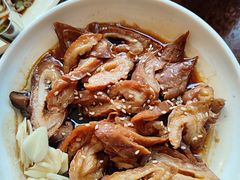 -老鼎万春卤菜(五代传承创始老店)