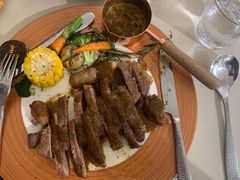 -神秘先生西餐酒廊