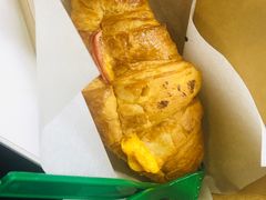 -星巴克(广州中华广场B1层店)