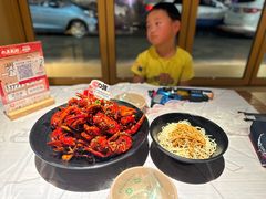 -巴厘龙虾·榜首油焖大虾(音乐学院·沿江酒馆店)