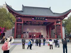 -绳金塔
