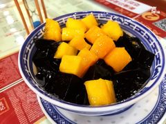 -赵记传承特色牛奶甜品(泉城广场店)
