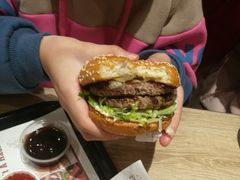 -The Habit Burger Grill 哈比特汉堡(爱琴海店)
