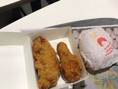 -麦当劳(中唱大厦店)