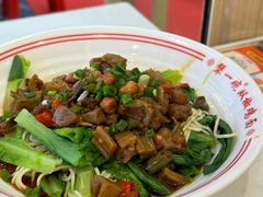 -犟一碗双椒鸡面(得意世界店)