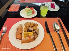 -惠州皇冠假日酒店·西餐厅·自助餐厅