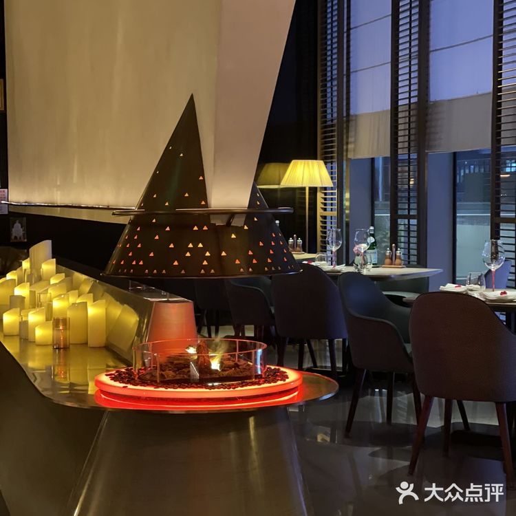 深圳新店丨最爱的牛排馆开来万象天地啦  一直很爱的牛