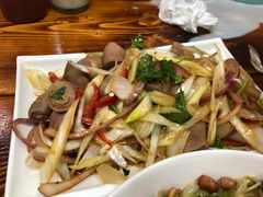 -吃吃看·闽南古早味(美食街店)