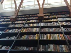 -钟书阁(松江泰晤士小镇店)