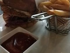 -WOLFGANG PUCK KITCHEN & BAR(迪士尼小镇店)