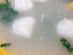 -小杨生煎(金山百联购物中心3楼店)