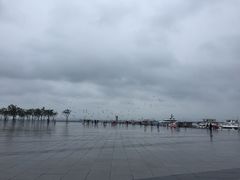 -东港音乐喷泉广场