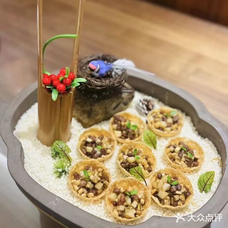 那这必定是你最好的选择！餐厅在鸿恩寺森林公园附近