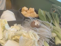 -一席地·本地鸡窝·杭帮鸡火锅(萧山银隆百货店)