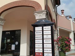 -佛罗伦萨小镇广佛名品奥特莱斯(疏港路店)