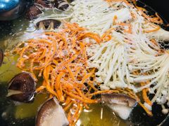 -东椰·海南椰子鸡火锅(朝阳门店)