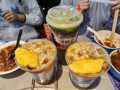 -生活如沸·顺德水牛奶火锅(人民广场店)