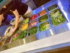 自助取餐区-橙食派沙拉(滨海伊势丹店)