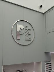 -PE SALON