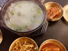 -24 新村雪浓汤(长白山烤肉店)