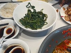 -三湘四水正宗湘菜(君峰路店)