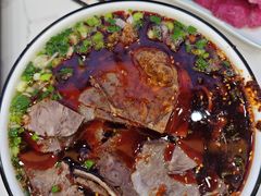 -伊穆祥牛肉面总店·清真