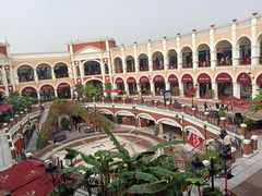 -佛罗伦萨小镇广佛名品奥特莱斯(疏港路店)