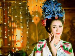 -九月鹰飞汉服摄影工作室