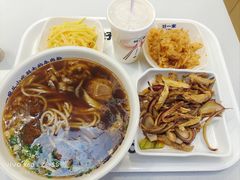 -好一家牛肉粉(山东路家乐福店)